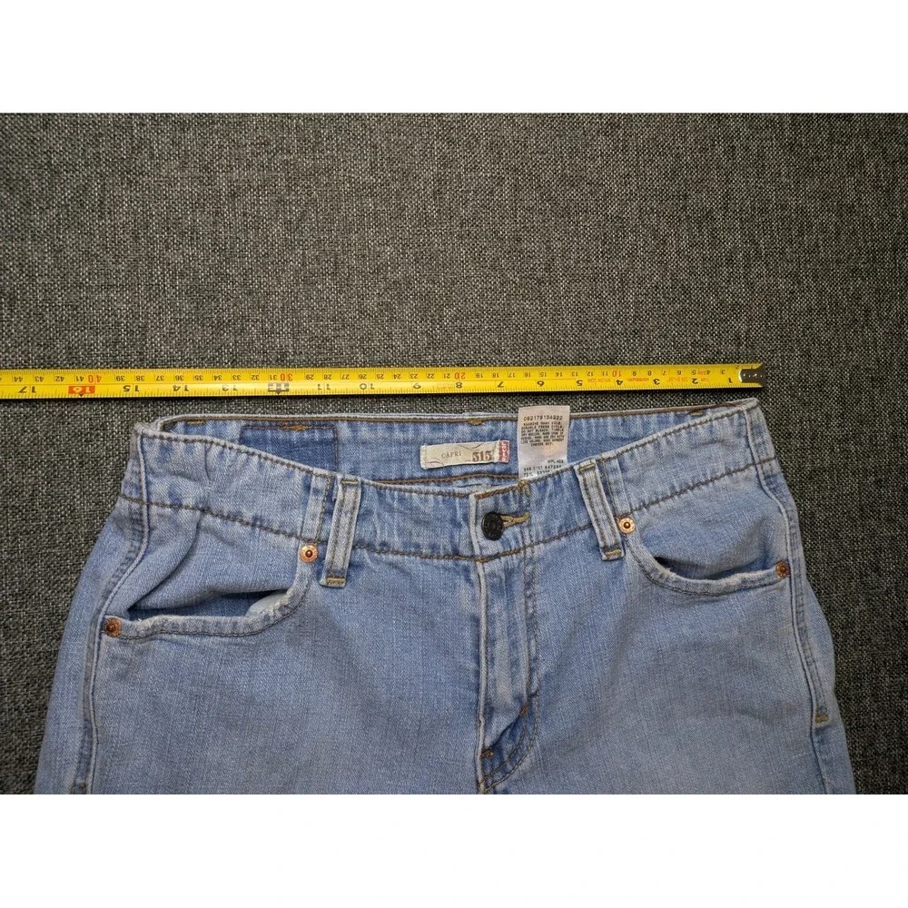 Levis 515 Women's Jeans Blue Light Wash Denim Capri Cuffed Pants Size 10